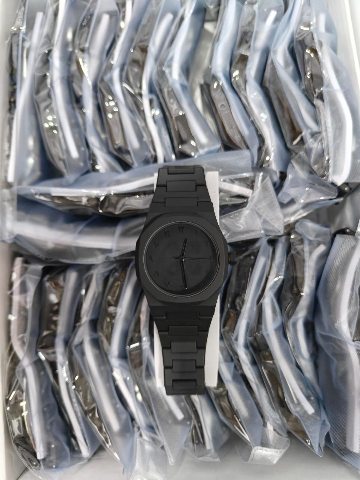 Arabic Dial Polycarbonate Analog Watch – Stylish & Durable Timepiece